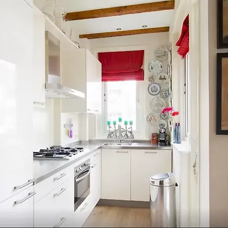 Cosy Jordaan Retreat